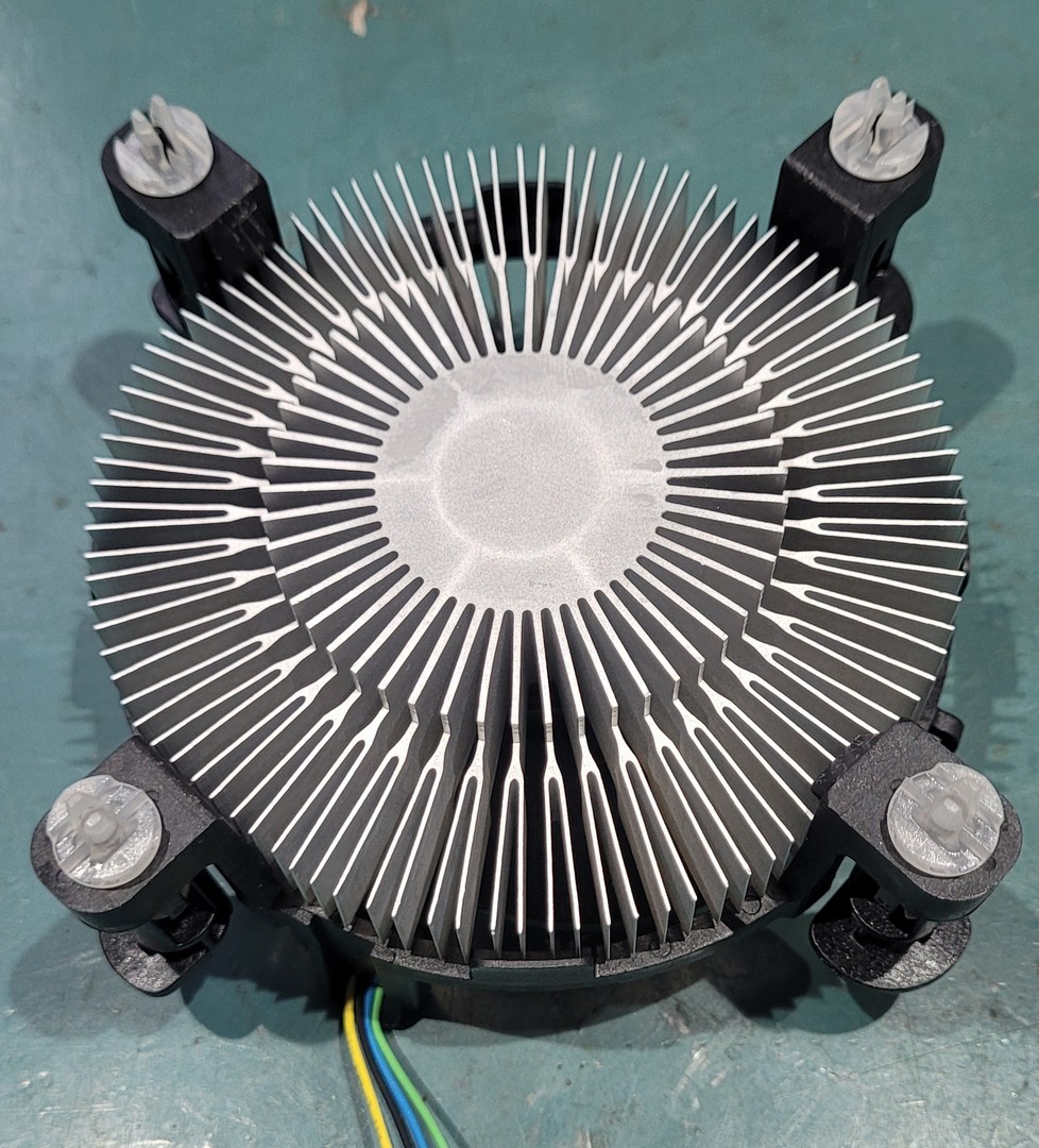 Limpeza Cooler Box realizada pela LS Informática